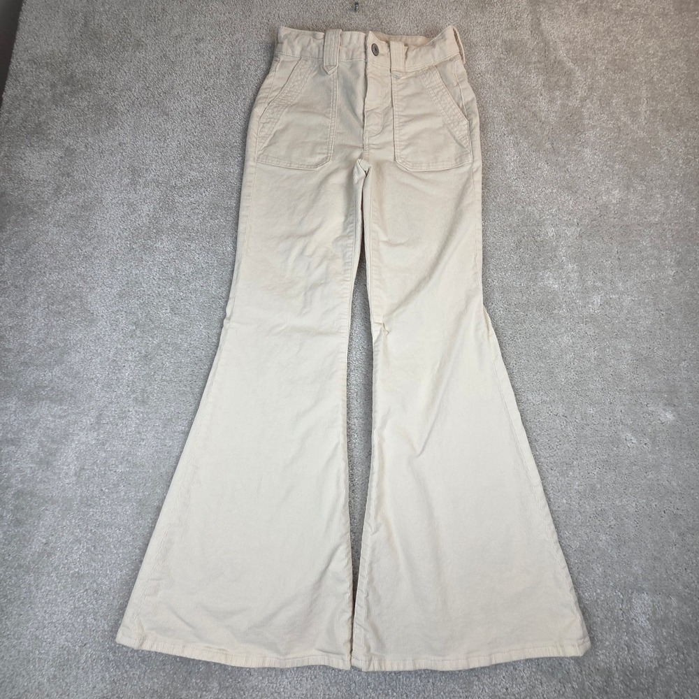 American Eagle Cream Corduroy High Waisted Festival Flare Pants Womens 0 Short